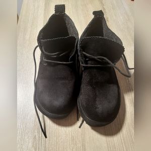 Womens BearPaw Ankle Tie Boots